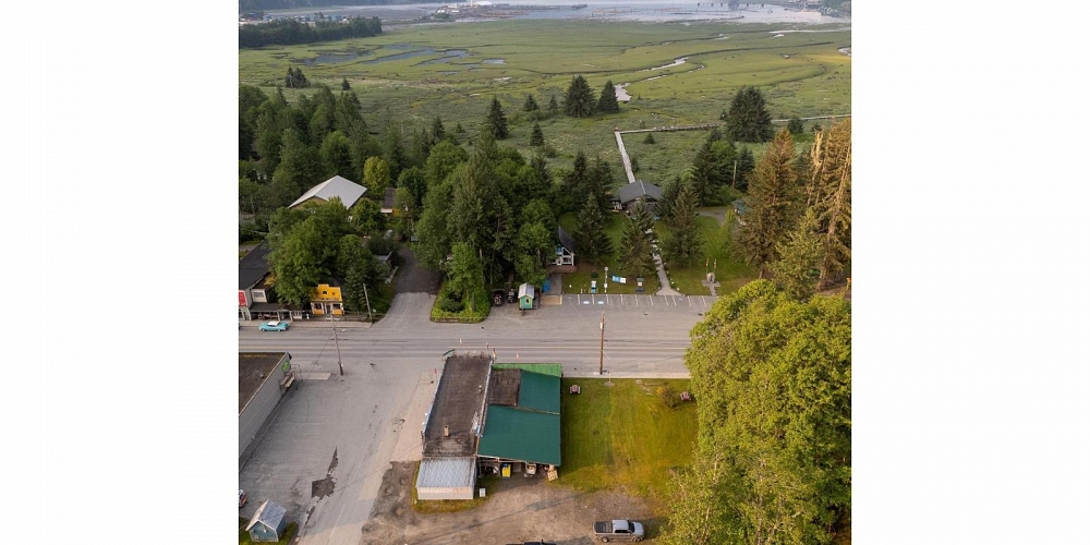 221 5TH AVENUE Stewart Photo 22 221 5TH AVENUE Stewart Photo 22